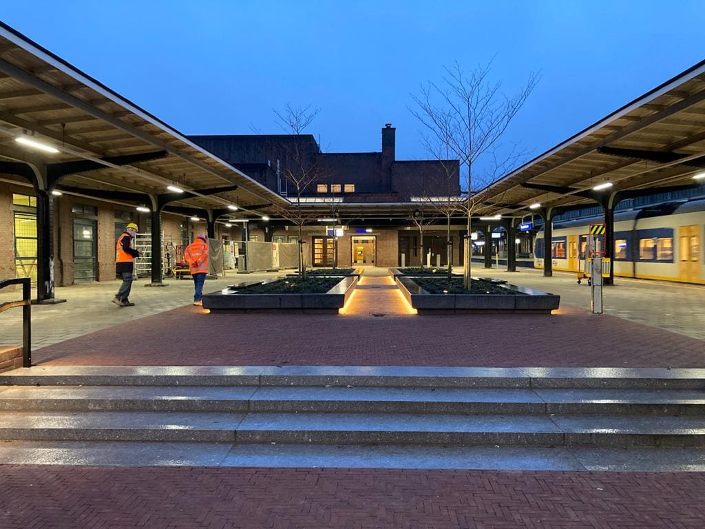 Make-over monumentaal station Naarden-Bussum